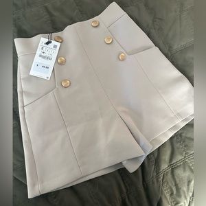 NWT High Waisted Zara Sailor Shorts with Buttons size Small